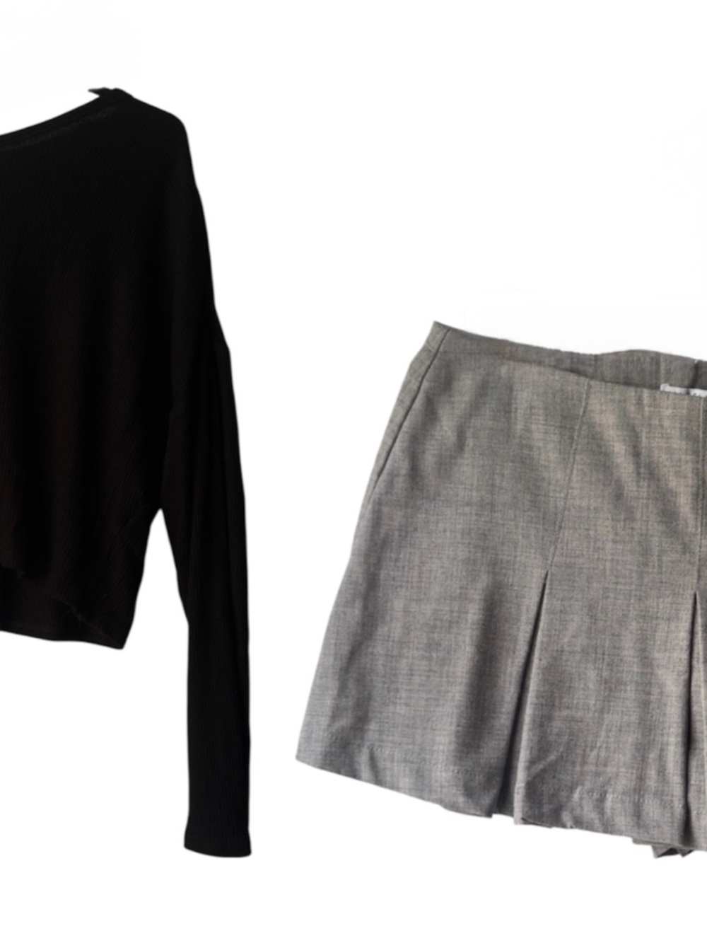 Heart Hips Black Crop Top & Angel Kiss Gray Pleated Skort Set Size M